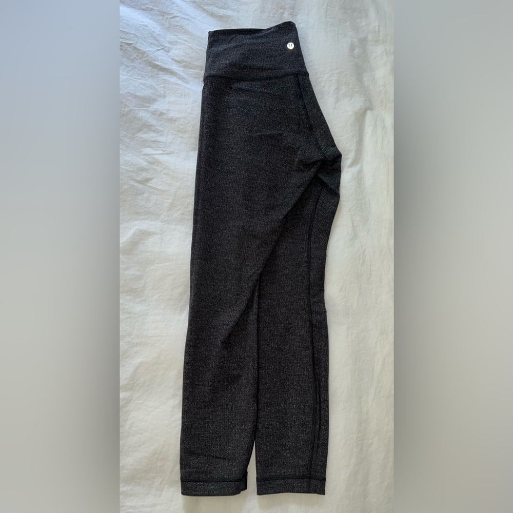 Like New: Heathered Gray Lululemon Leggings Size 8